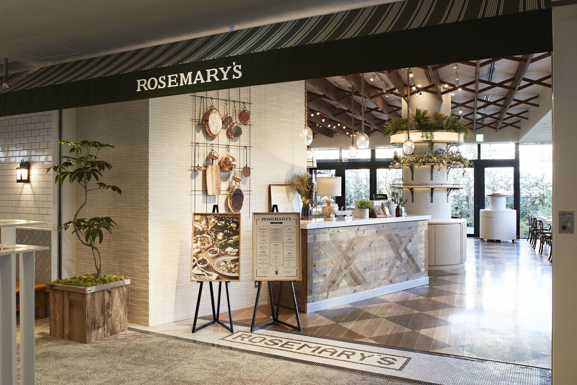 ROSEMARY’S TOKYOの正社員へ｜新宿駅直結の人気イタリアンカフェ