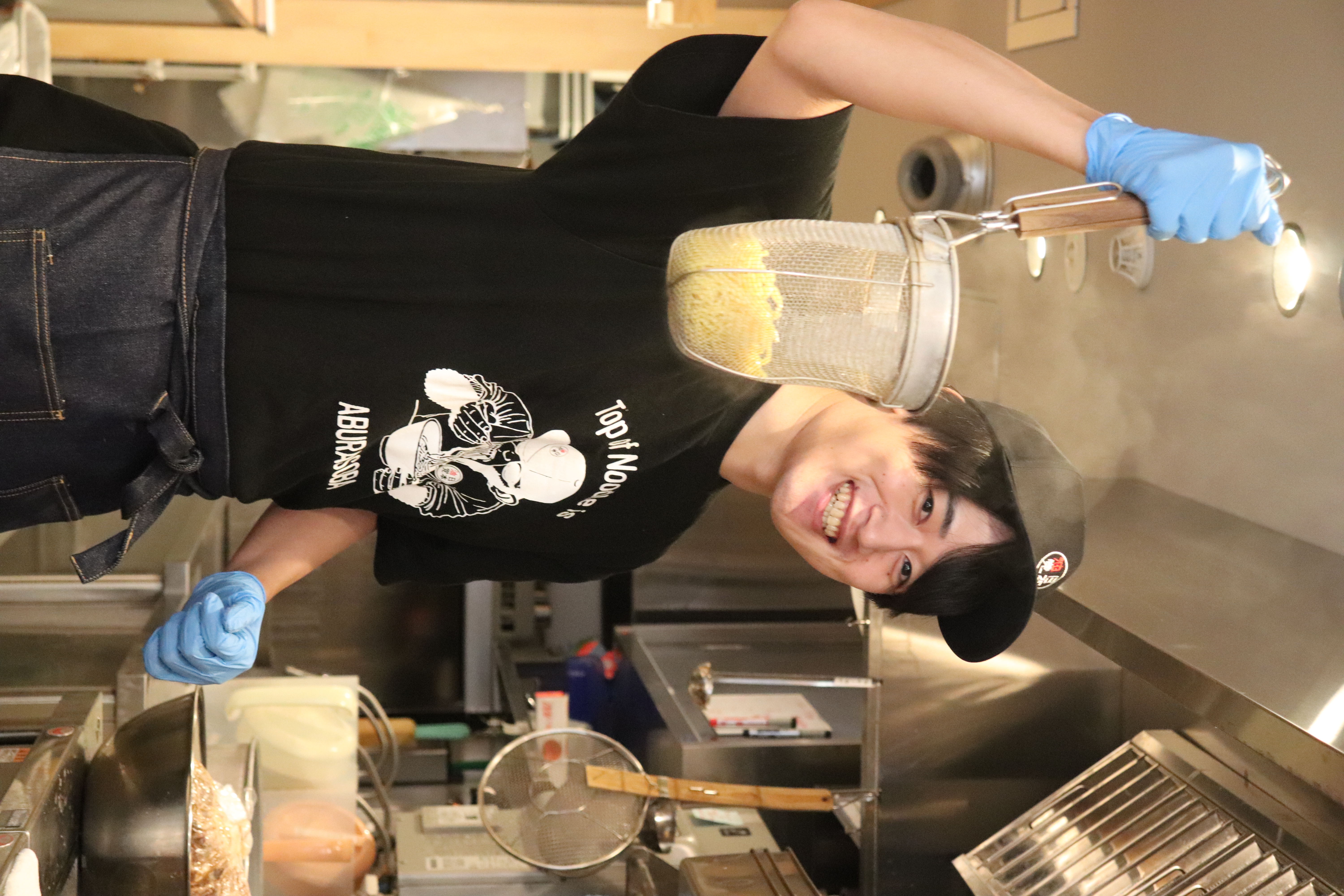 東証グロース市場上場企業！“ラーメン・油そばが好き”を仕事にしよう。