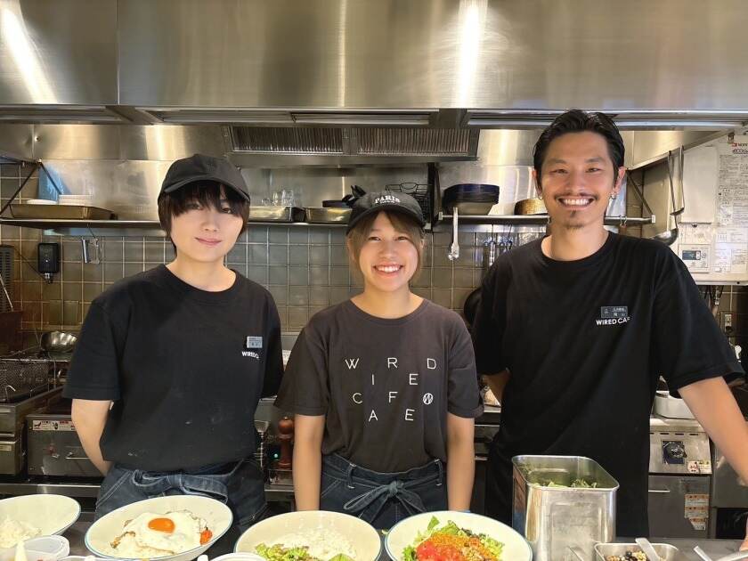 未経験からWIRED CAFEの正社員へ｜自分らしい接客を楽しめるカフェ